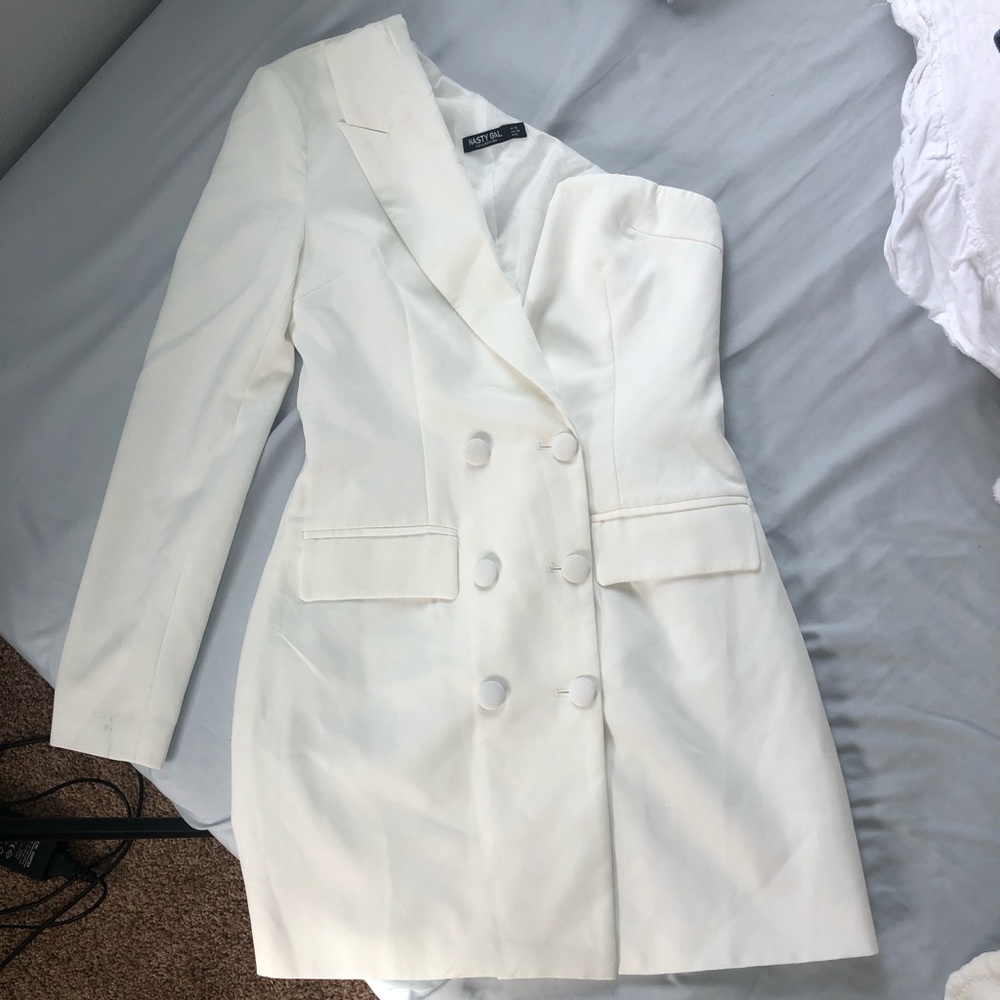 White Nastygal one shoulder blazer dress
